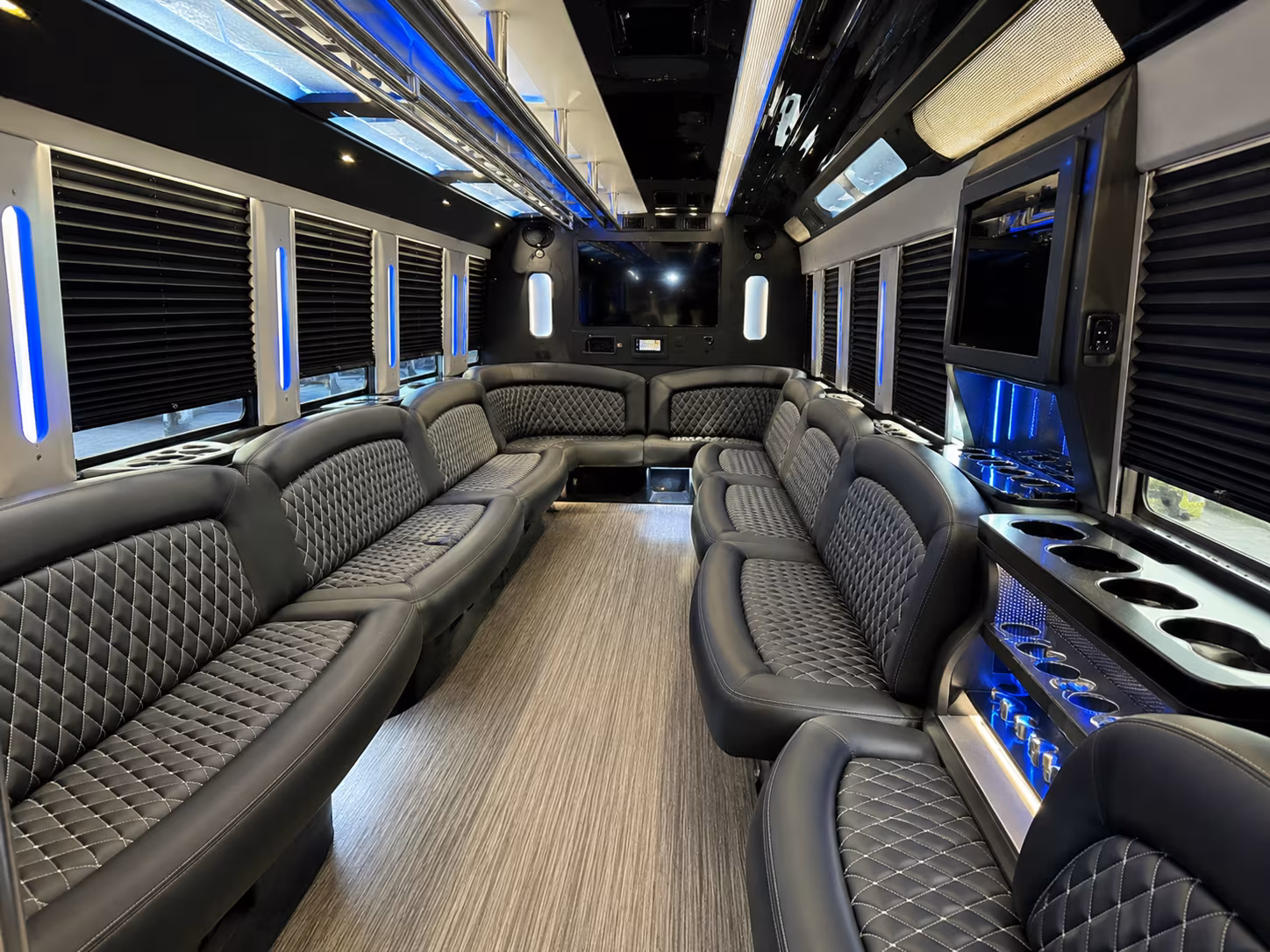 Long Island Winery Tour & Pub Crawl Transportation party bus exterior