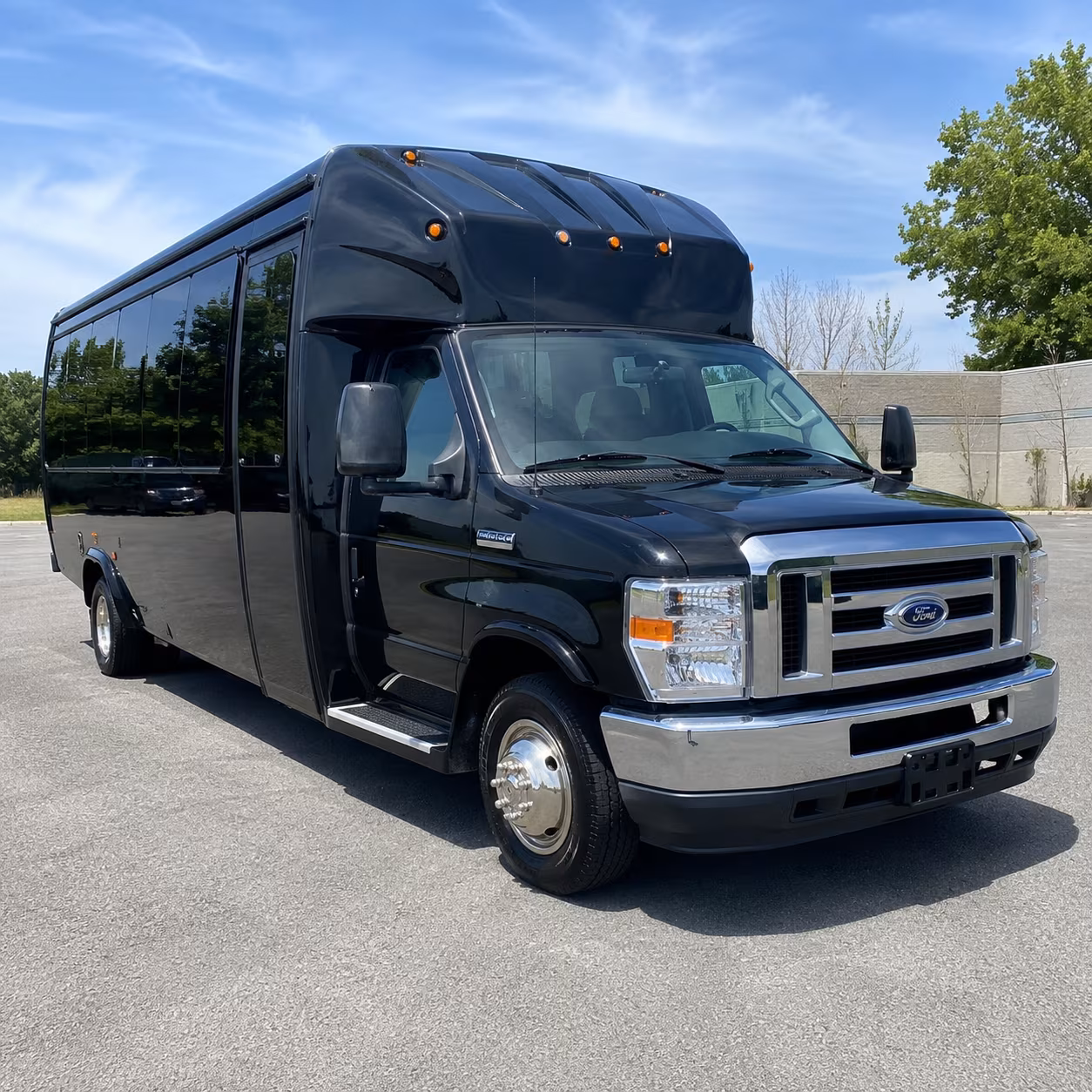 Long Island Winery Tour & Pub Crawl Transportation party bus exterior